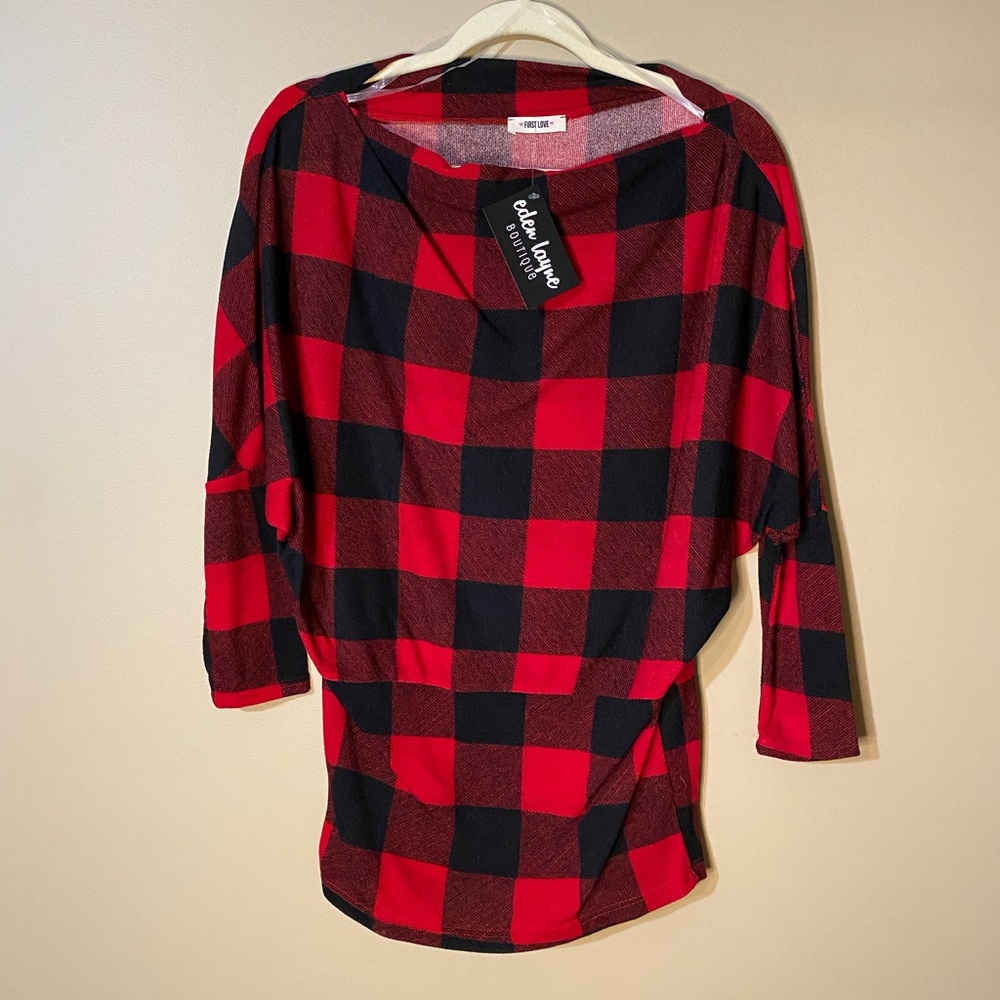 First Love Scoop Neck Buffalo Plaid Top. Size: S